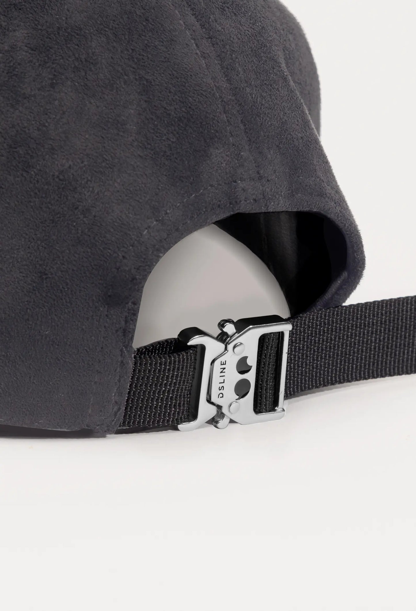 DSL-022 Anthracite Full Suede / Silver