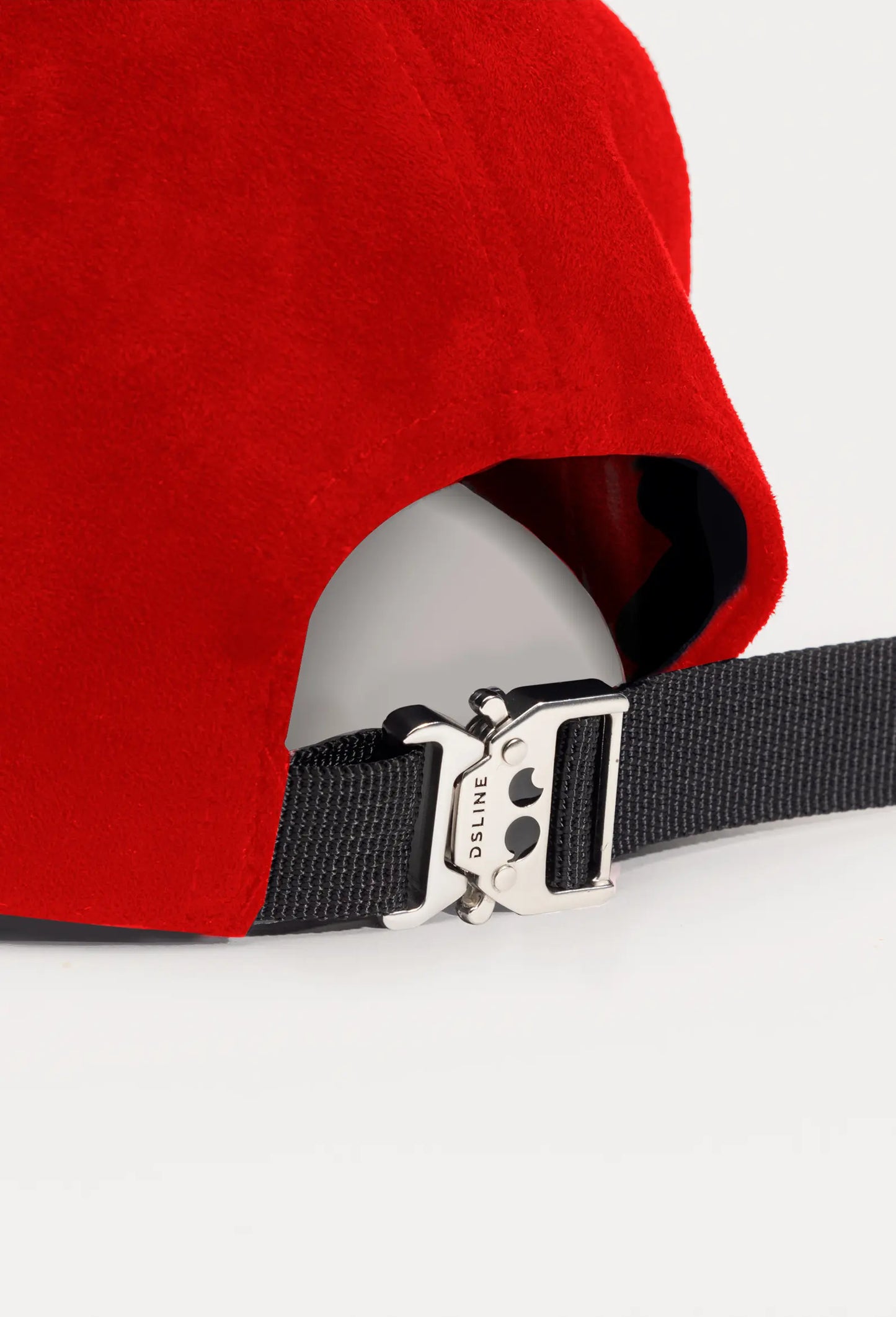 DSL-022 Fire Red Full Suede / Silver